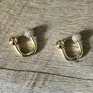 🎀Gold Tone and crystal U Hoop Earrings. Like Brand New.